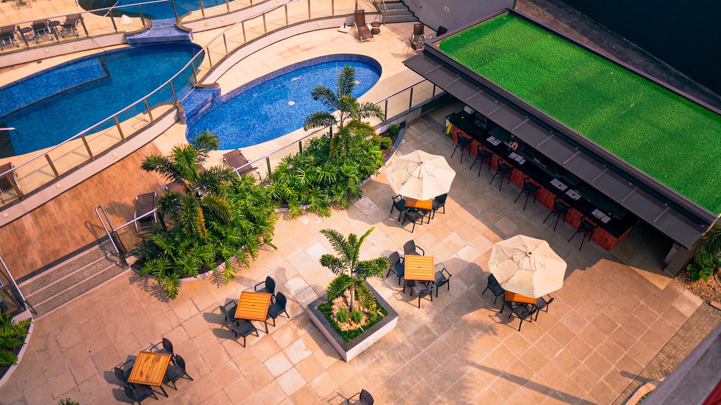 Foz Plaza Hotel — Piscina